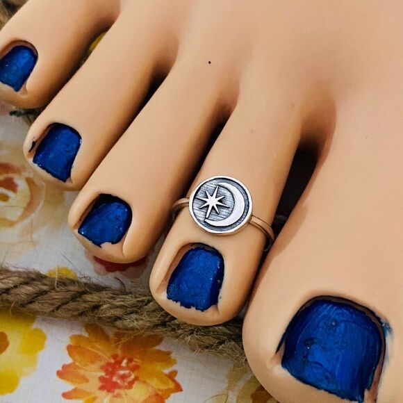 Sterling Silver Crescent Moon & Star Toe Ring Boho - Picture 2 of 4